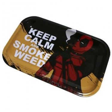 Bandejas Smoke Arsenal - Deadpool manter calma e fumar ervas daninhas