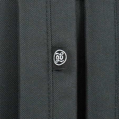 Mochila com chaveiro GB preto