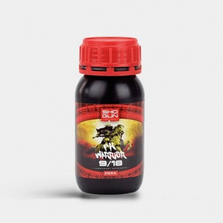 PK Warrior 9/18 por Shogun Fertilisers Reino Unido - GB The Green Brand