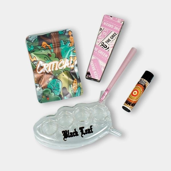 View Pipe Puro Black Leaf Knuckle Duster para Cannabis - GB The Green Brand