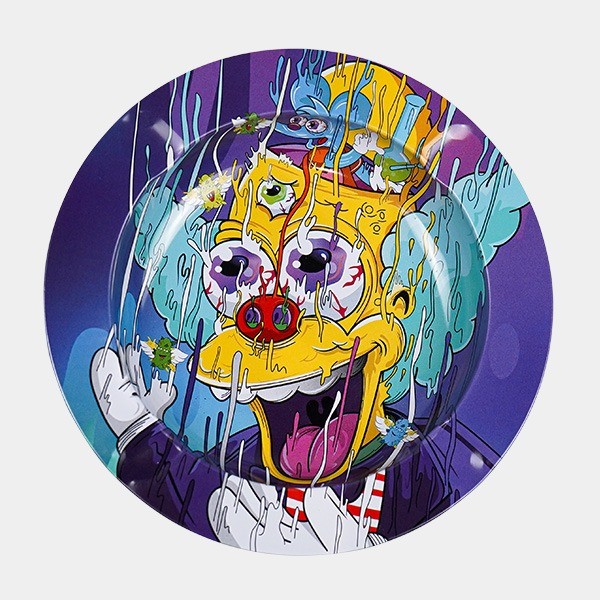 Cinzeiro de metal com maconha derretida