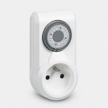 16A Analog Legrand Timer - GB The Green Brand